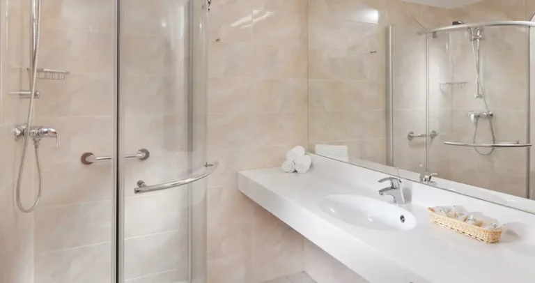 Koupelna | Hotel Francis Palace Františkovy Lázně